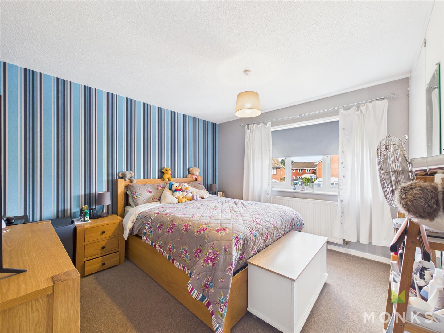 77 Balmoral Crescent, Oswestry, SY11 2XH For Sale